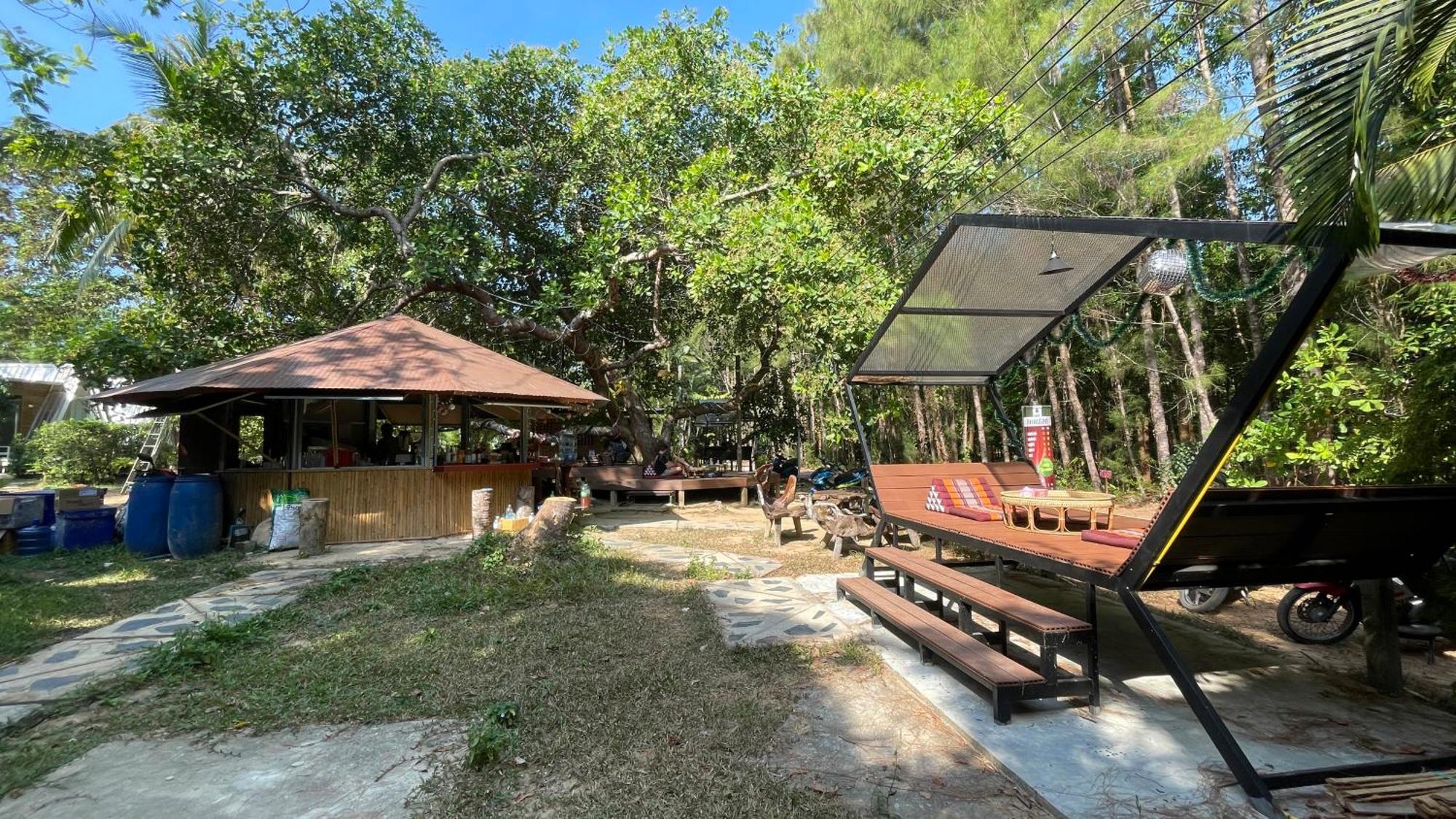 Coffee And Resort Koh Phayam Exterior photo