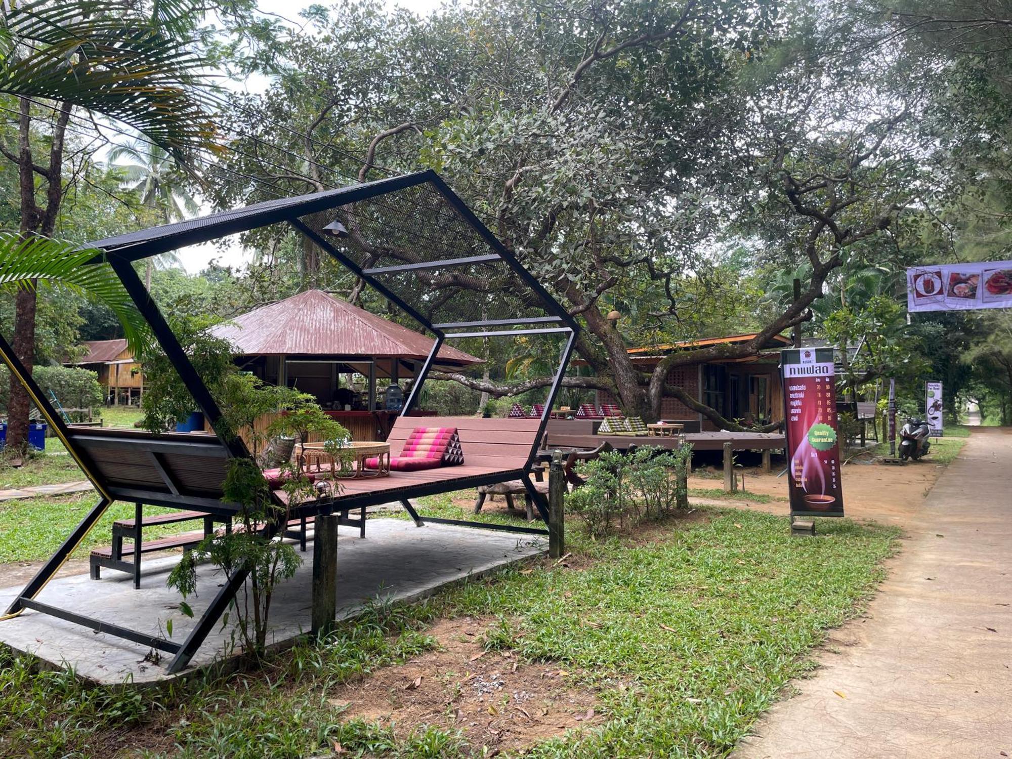 Coffee And Resort Koh Phayam Exterior photo