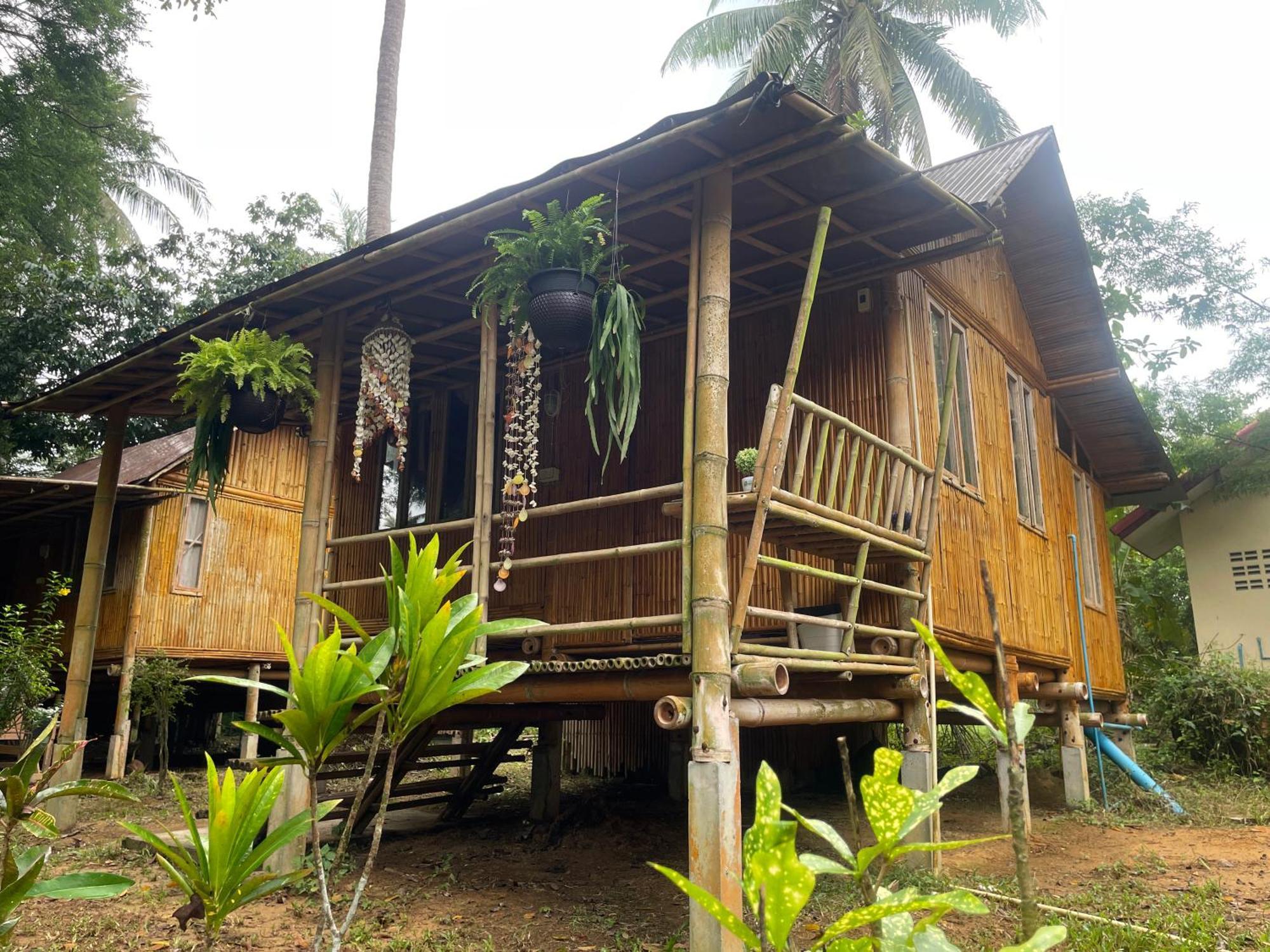 Coffee And Resort Koh Phayam Exterior photo