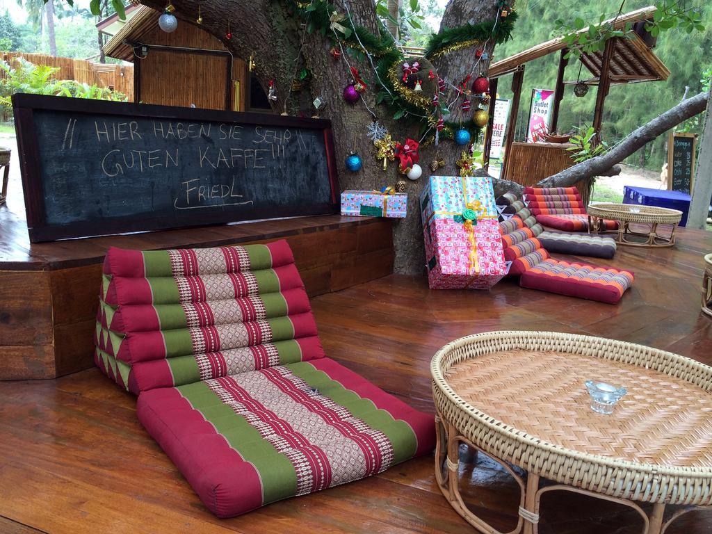 Coffee And Resort Koh Phayam Exterior photo